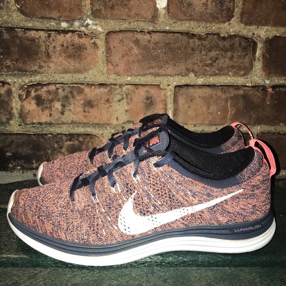 Nike Shoes - Nike Flyknit Lunarlon 1🍊